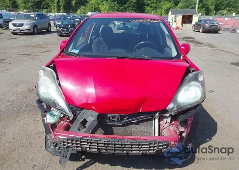 2013 Honda Fit Sport из США, поврежденный, VIN JHMGE8H66DC046037